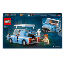 LEGO® Harry Potter™ | Set 76424 | In Production | Flying Ford Anglia